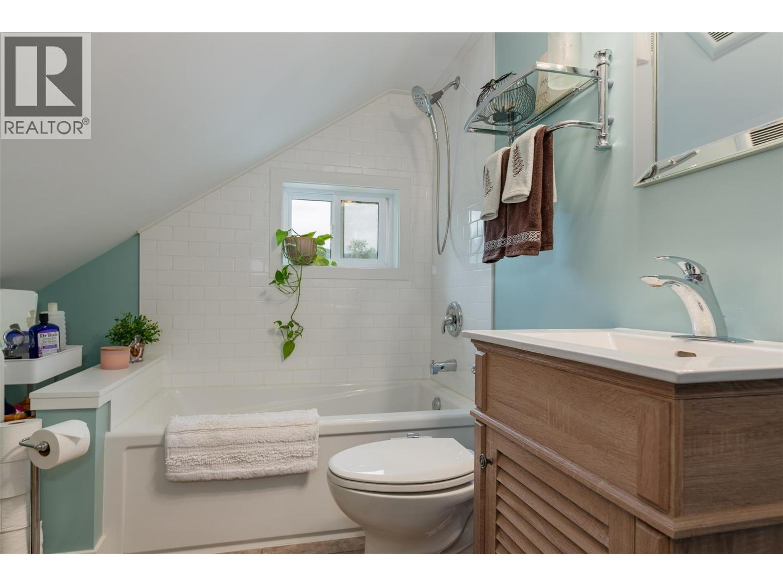 4240 Blewett Road - 29