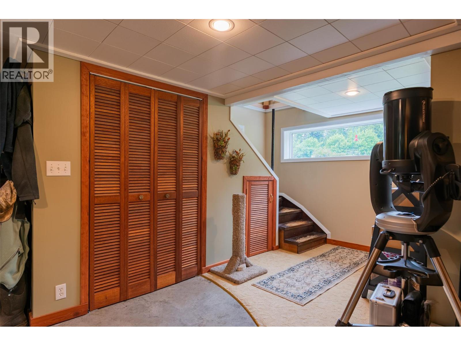 4240 Blewett Road - 32