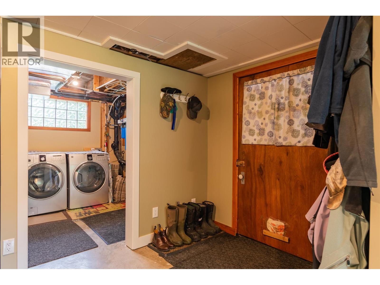 4240 Blewett Road - 33