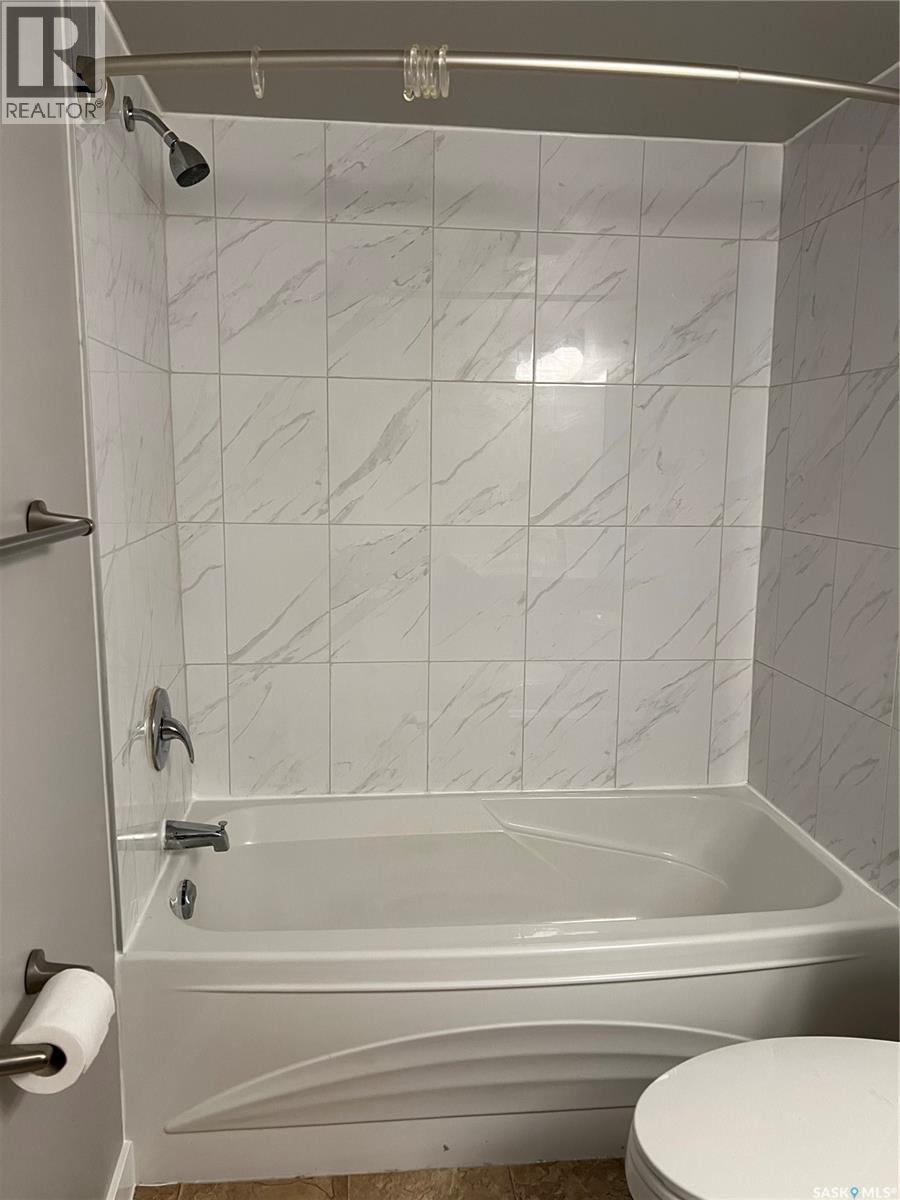 #3 2251 St Henry AVENUE - 5