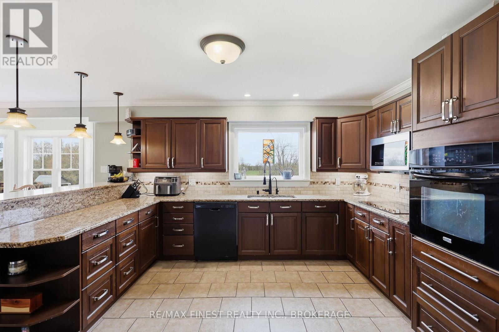 2716 ROUND LAKE ROAD - 16