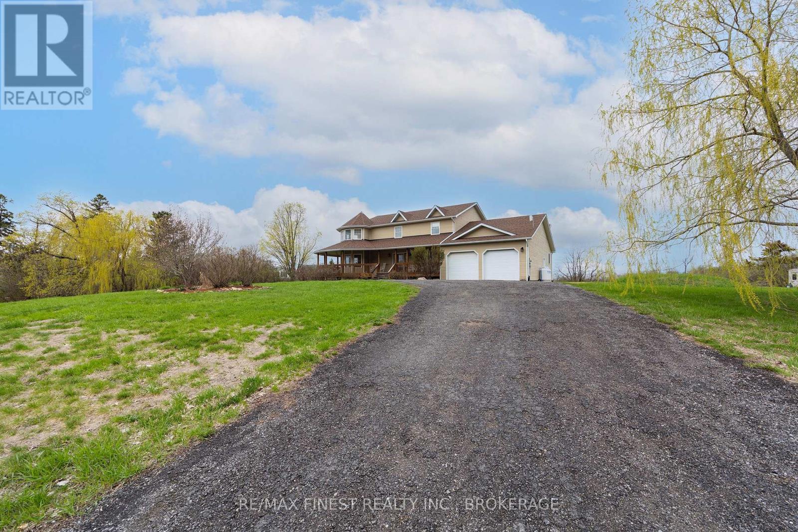 2716 ROUND LAKE ROAD - Image 2
