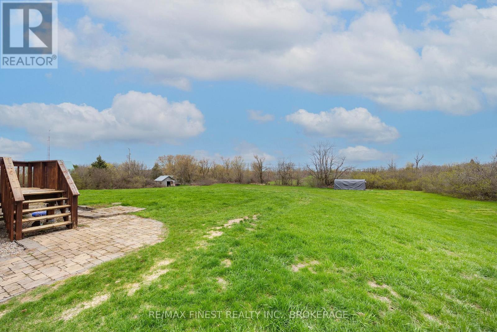 2716 ROUND LAKE ROAD - 42