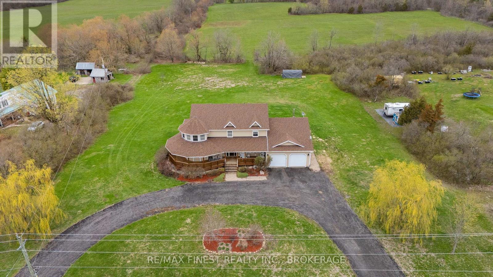 2716 ROUND LAKE ROAD - 45