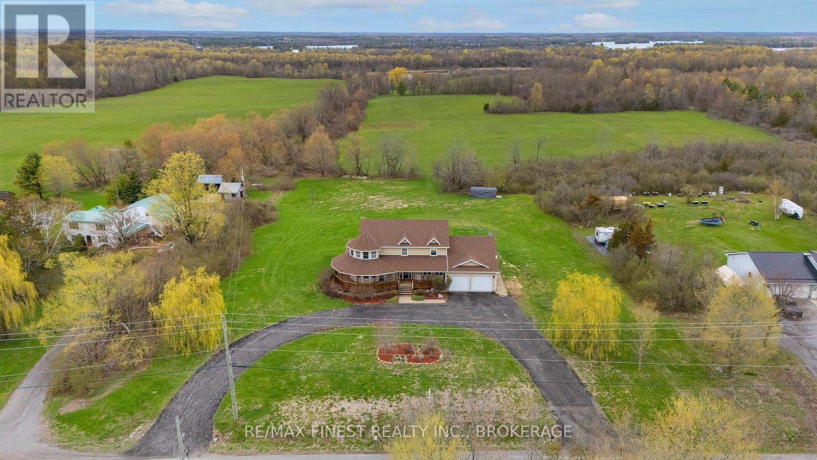 2716 ROUND LAKE ROAD - 48