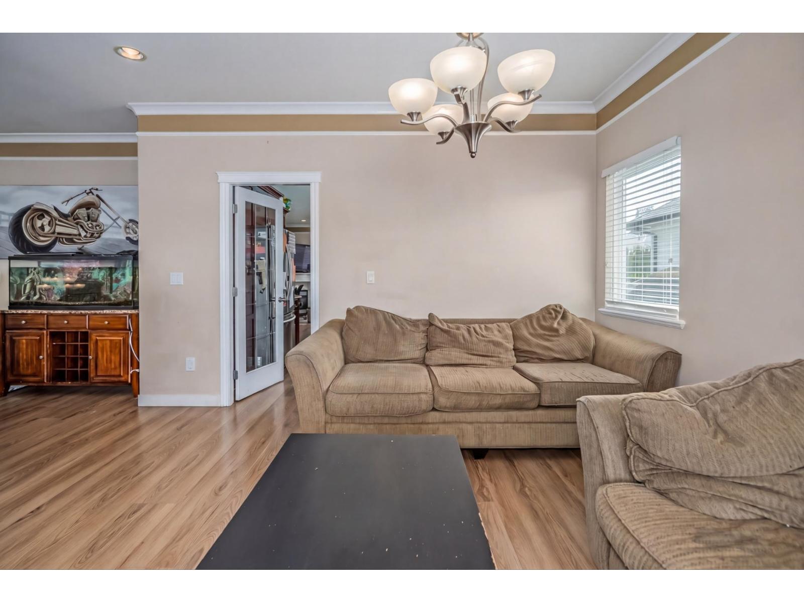 8390 HARRIS STREET — photo 6