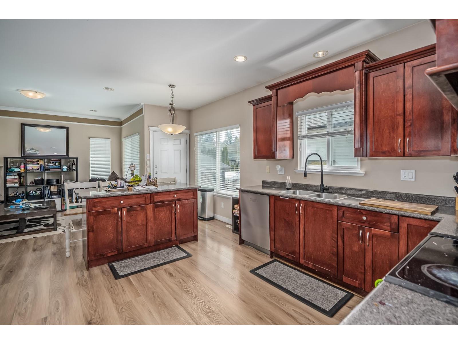 8390 HARRIS STREET — photo 10