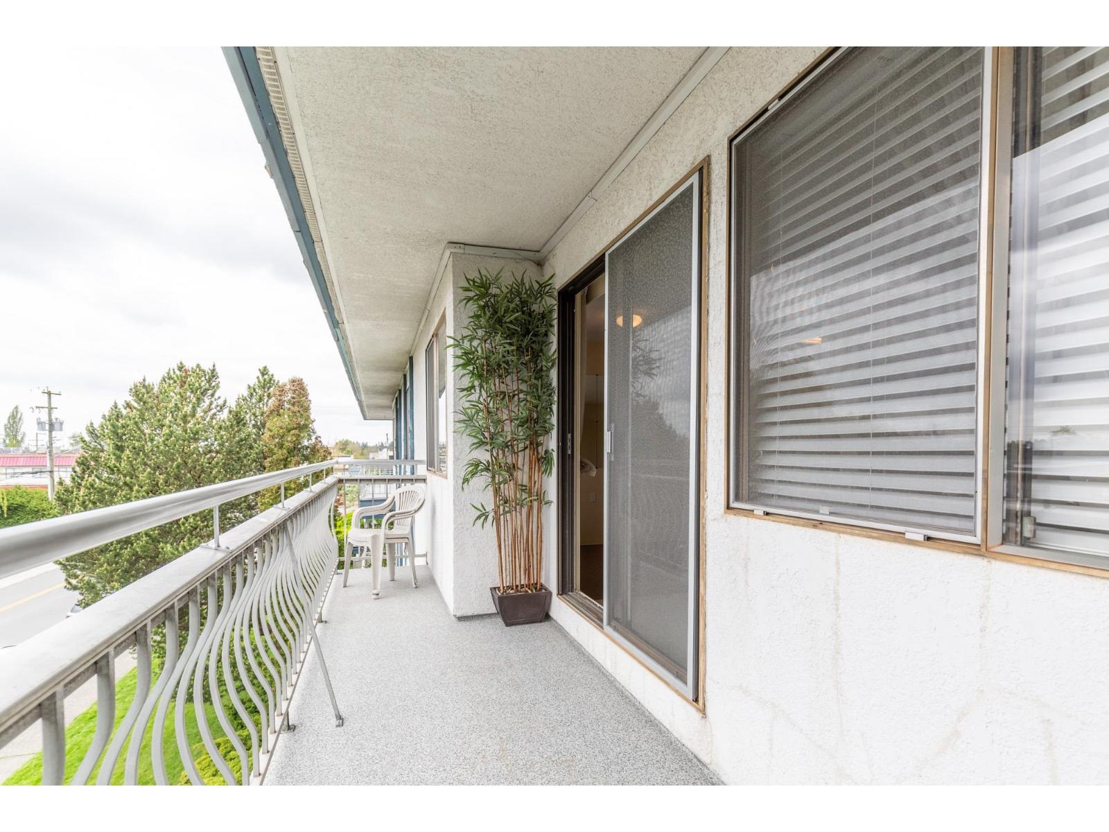 1 Bed, 1 Bath Apartment for Sale in Surrey – 321 17707 57A AVENUE, Surrey – MLS# R3113412 - Image 29