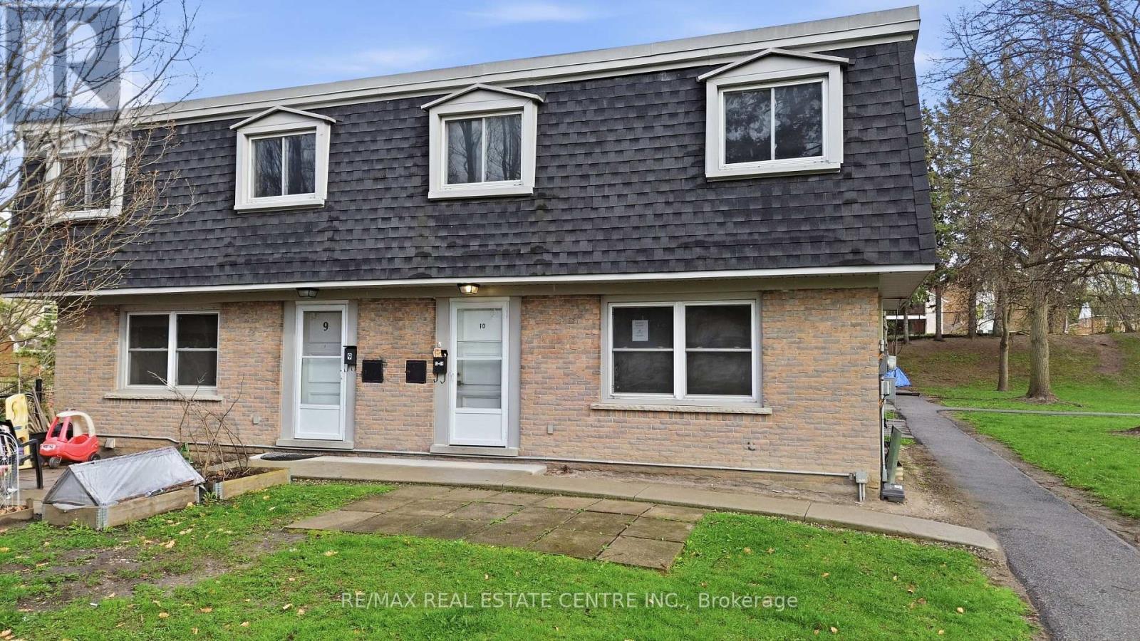 #10 76 BORDEN PARKWAY - 1