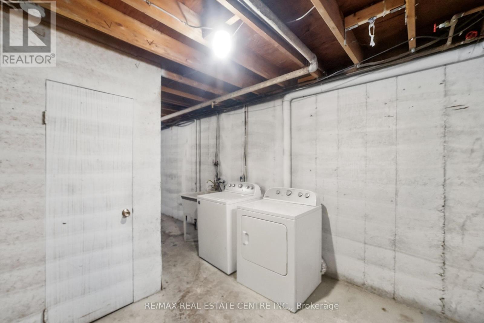 #10 76 BORDEN PARKWAY - 25