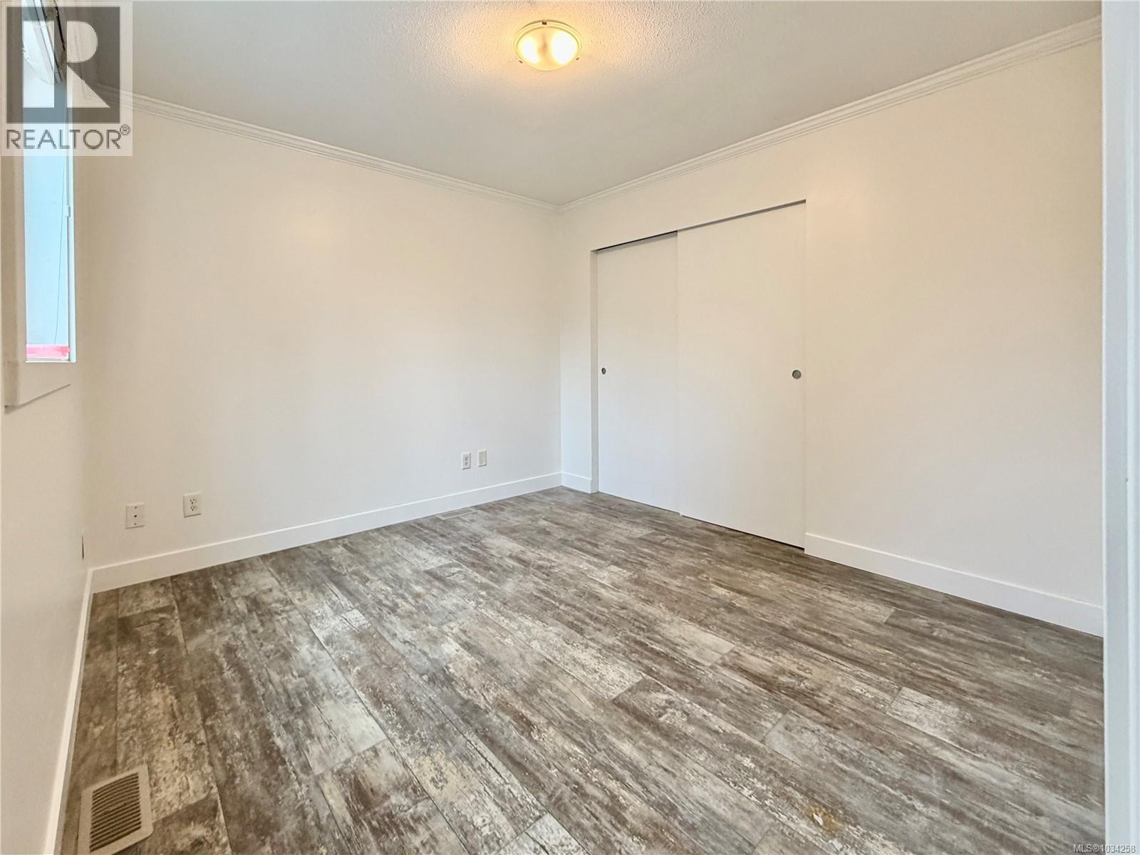 1322 Birchwood Rd - 10