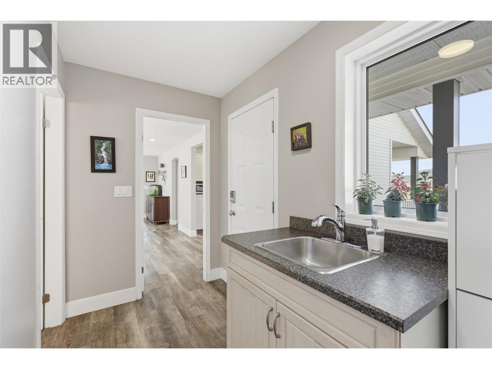 7877 BARNHARTVALE Road, Kamloops