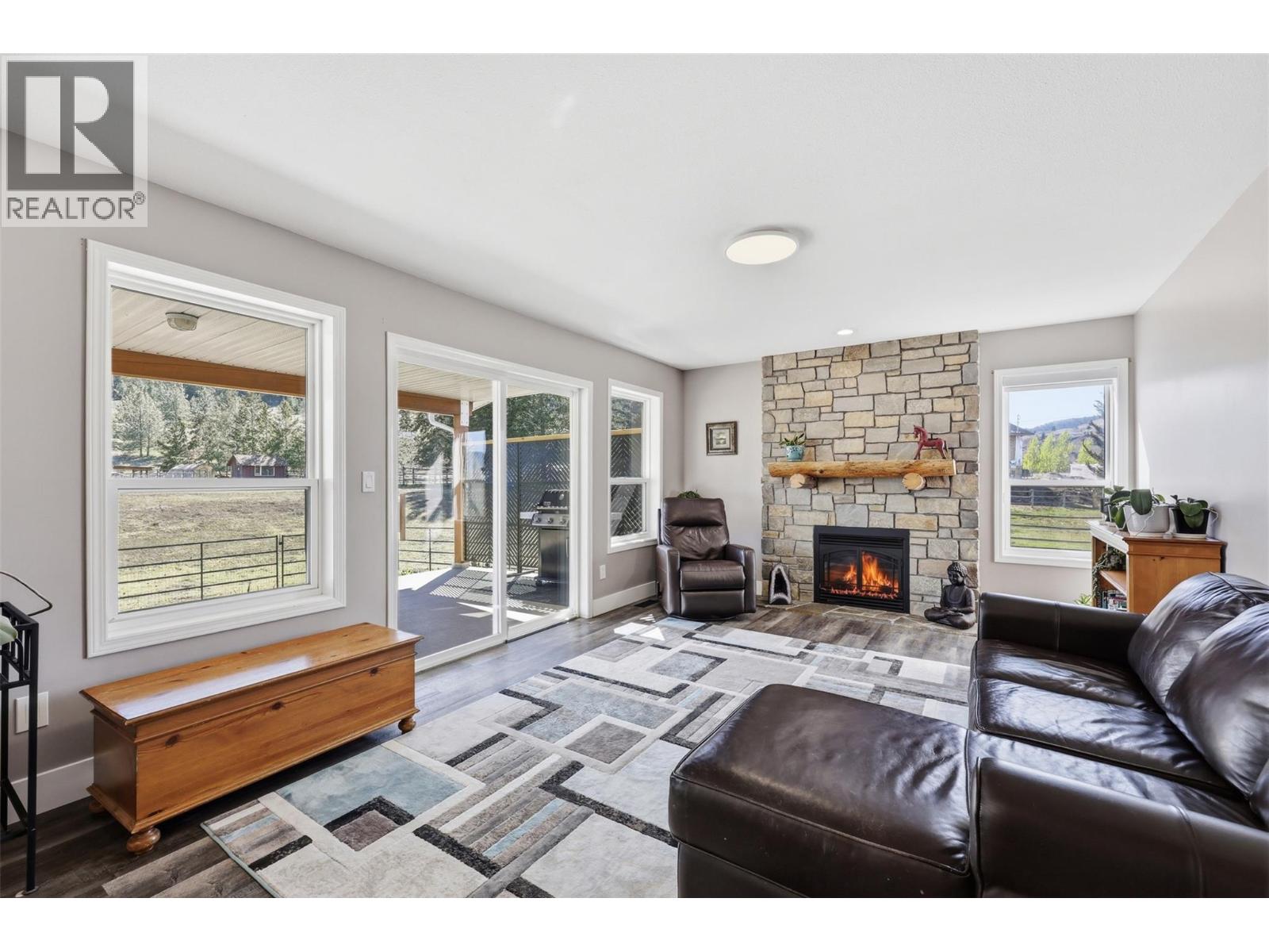 7877 BARNHARTVALE Road - 7