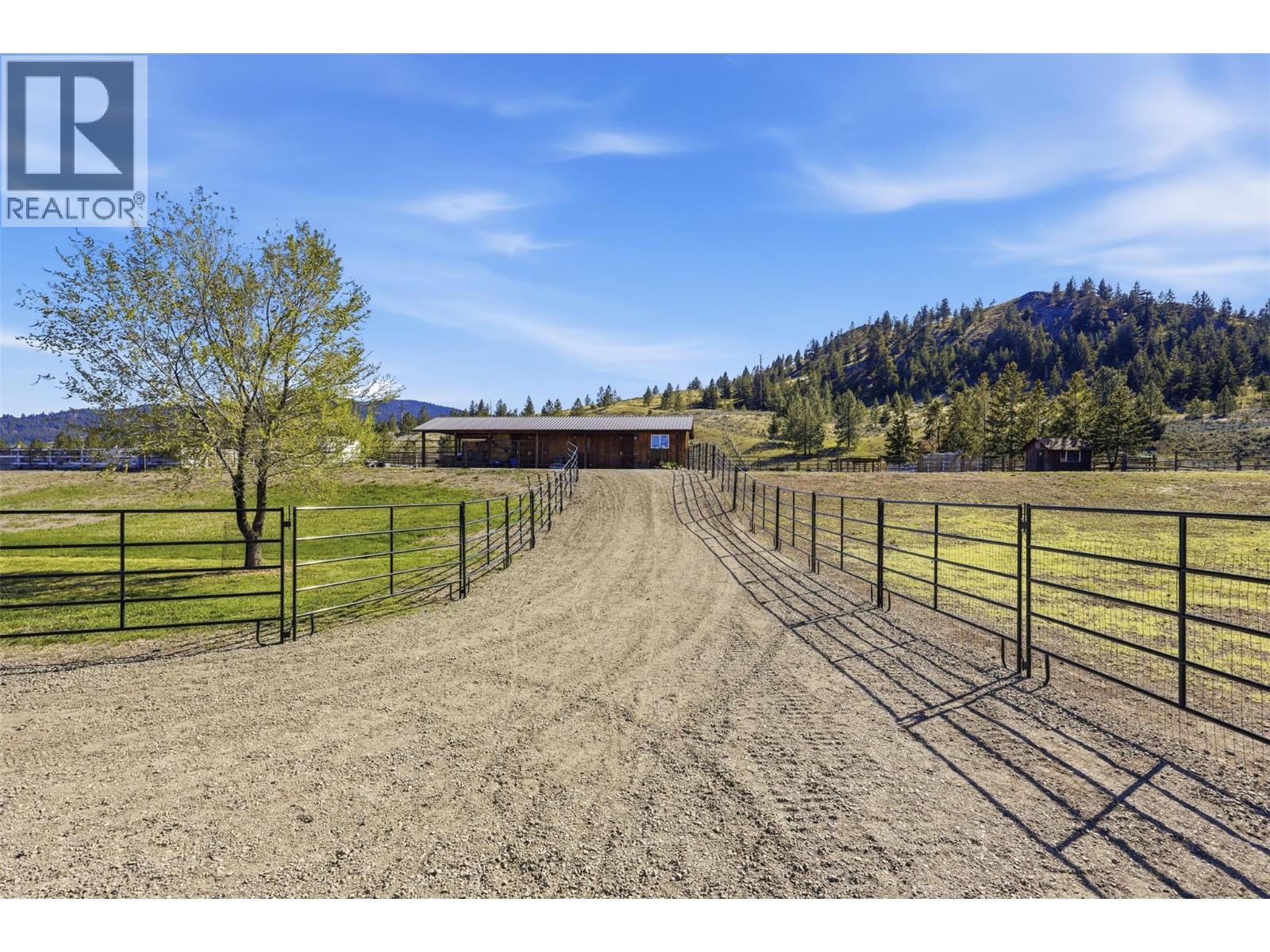 7877 BARNHARTVALE Road - 61