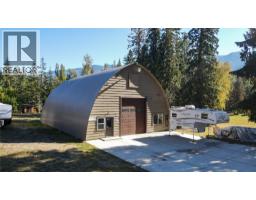 6142 Highway 3a Highway, Nelson, BC V1L6P5 Photo 35