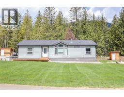 Bedroom - 6142 Highway 3a Highway, Nelson, BC V1L6P5 Photo 7