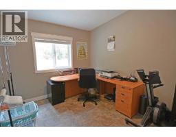 6142 Highway 3a Highway, Nelson, BC V1L6P5 Photo 18
