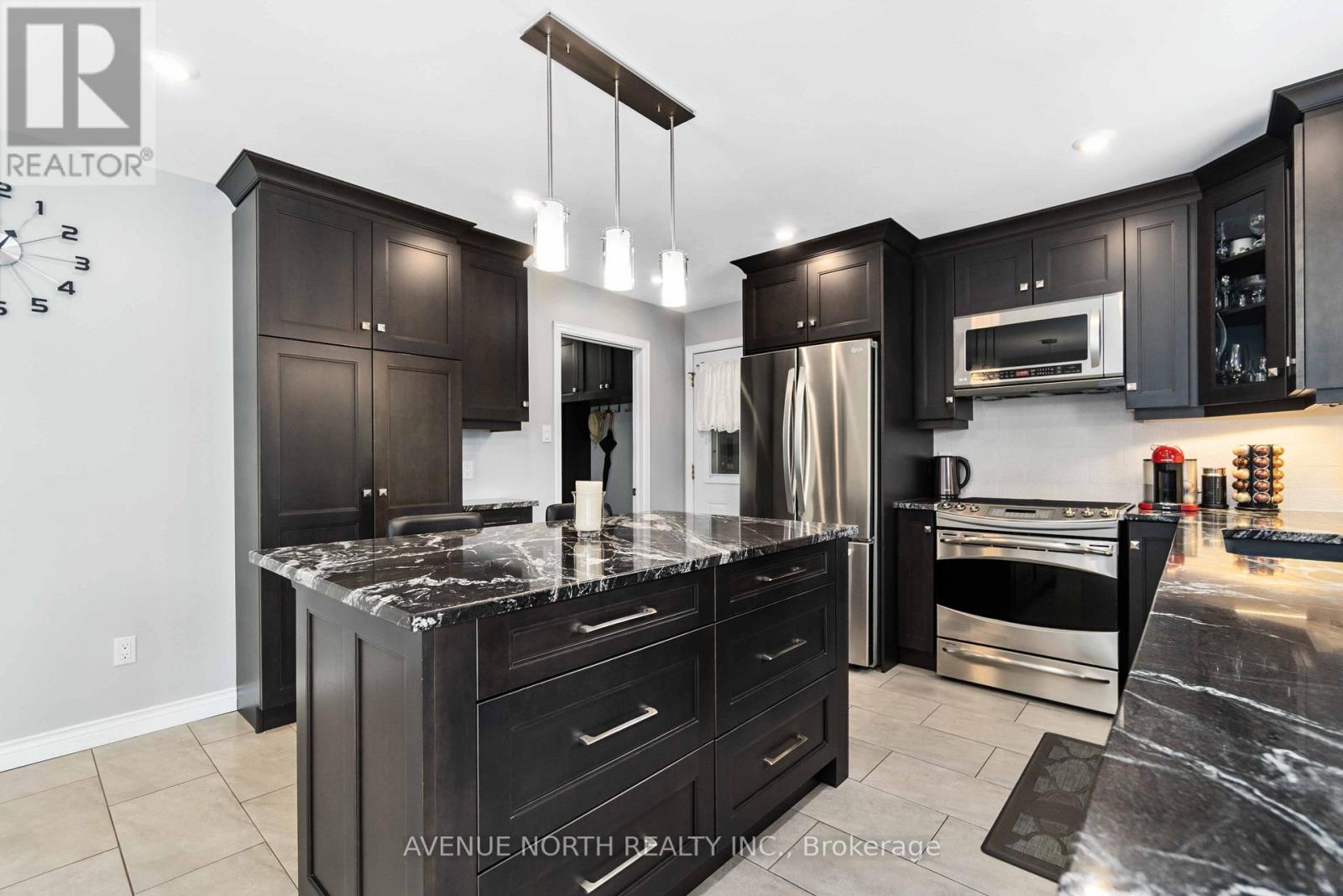 2238 SIMMS STREET - 10
