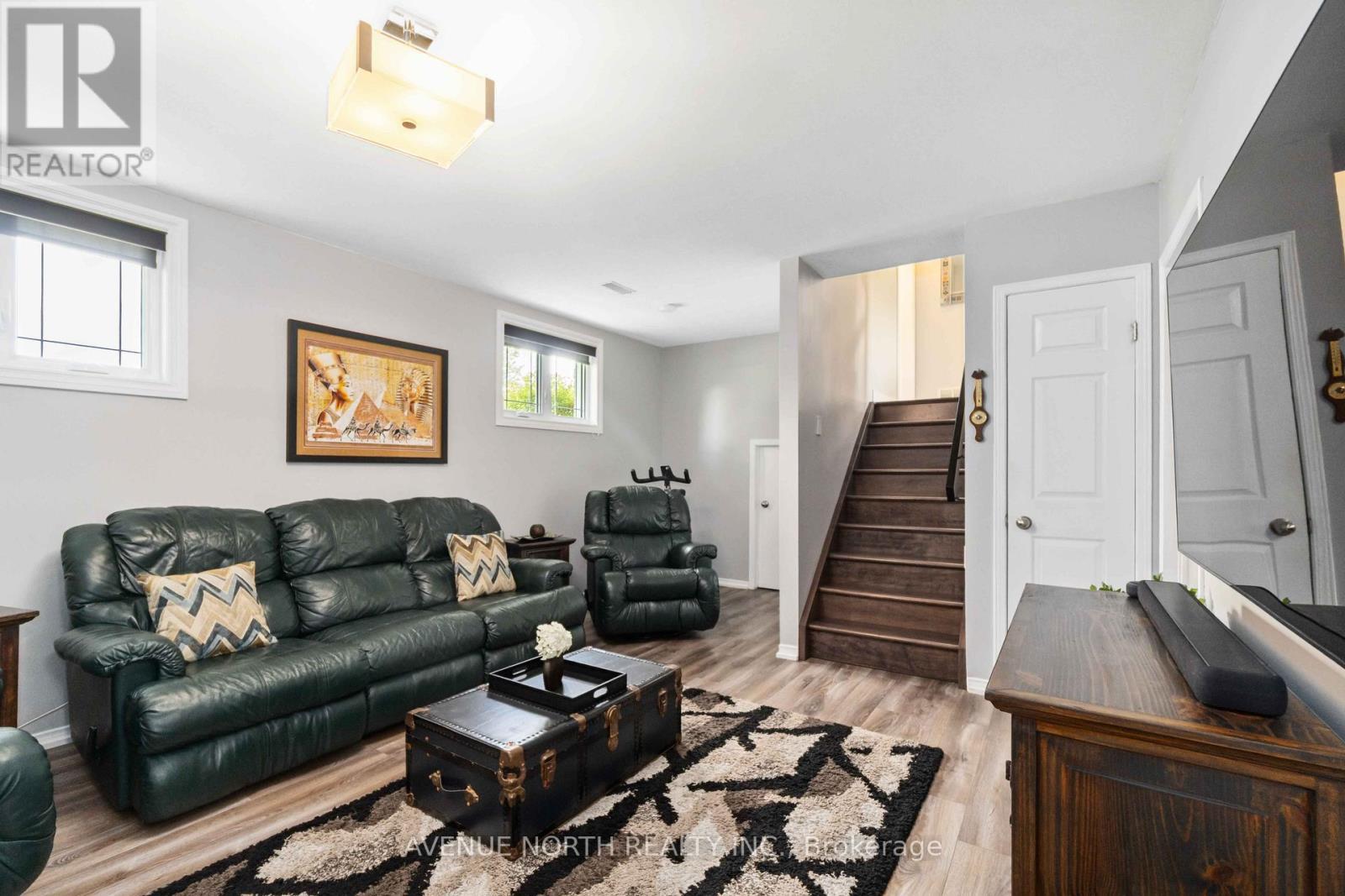 2238 SIMMS STREET - 32