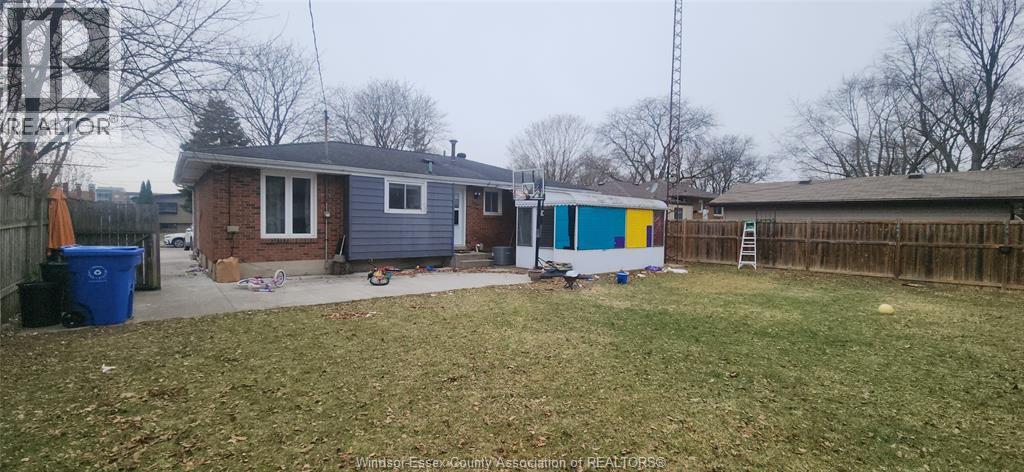 3970 LENNON COURT, Windsor, Ontario, N9G2E5 — Photo 5