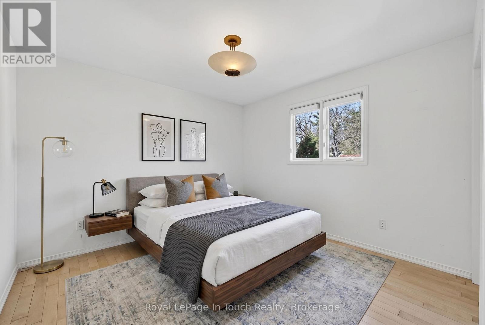 32 TINY BEACHES ROAD S - 12