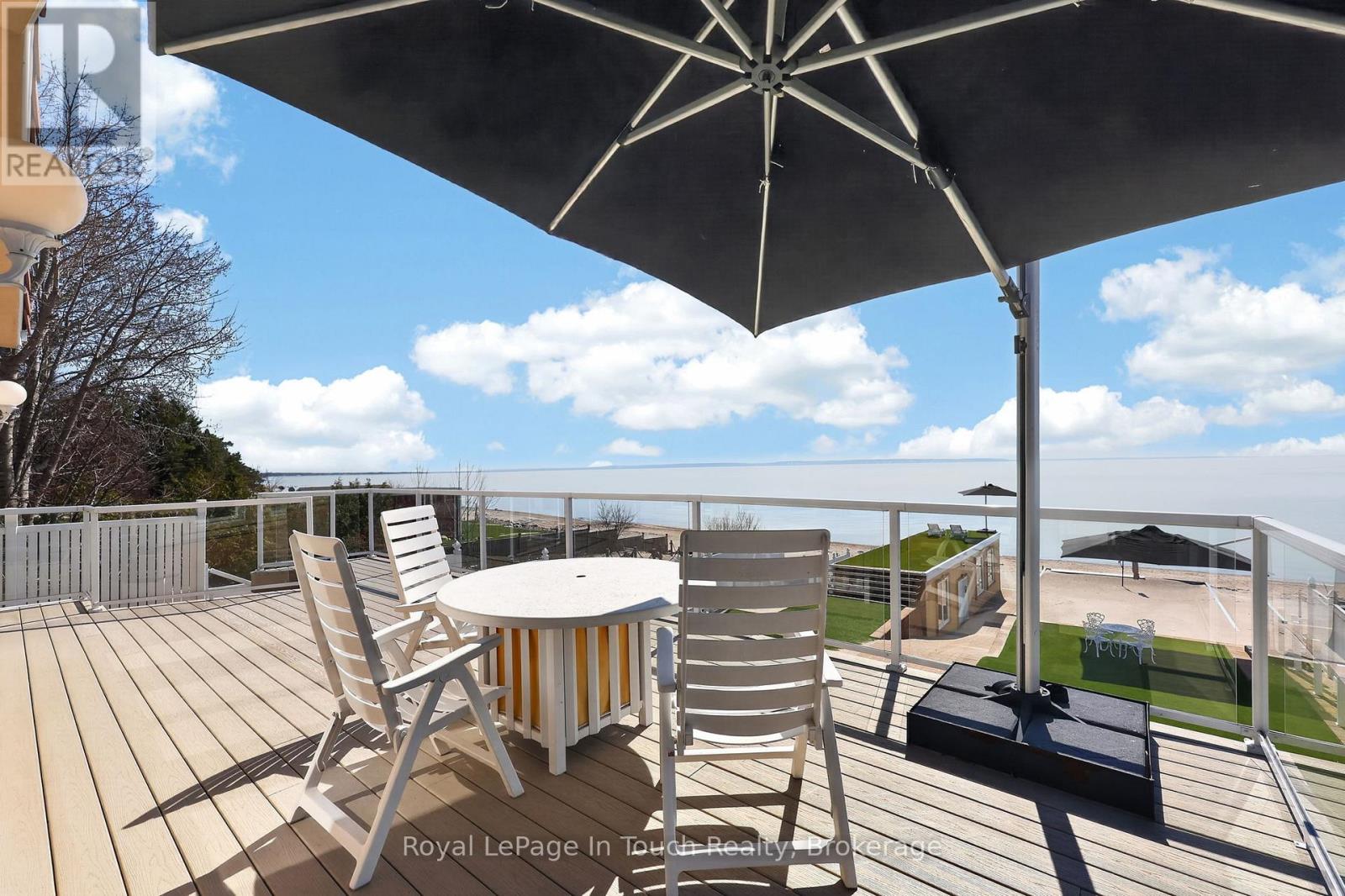 32 TINY BEACHES ROAD S - 25