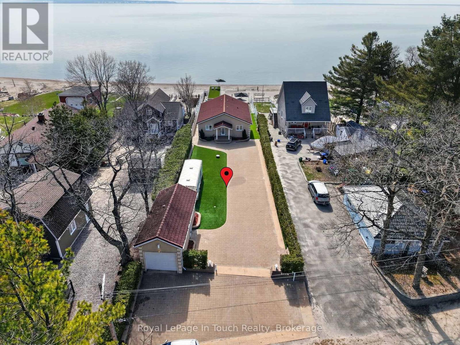 32 TINY BEACHES ROAD S - 4
