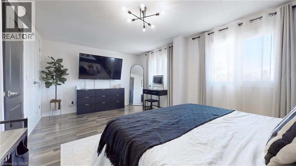 52 ADELAIDE Street Unit# 32, Barrie, Ontario, L4N3T5 — Photo 9