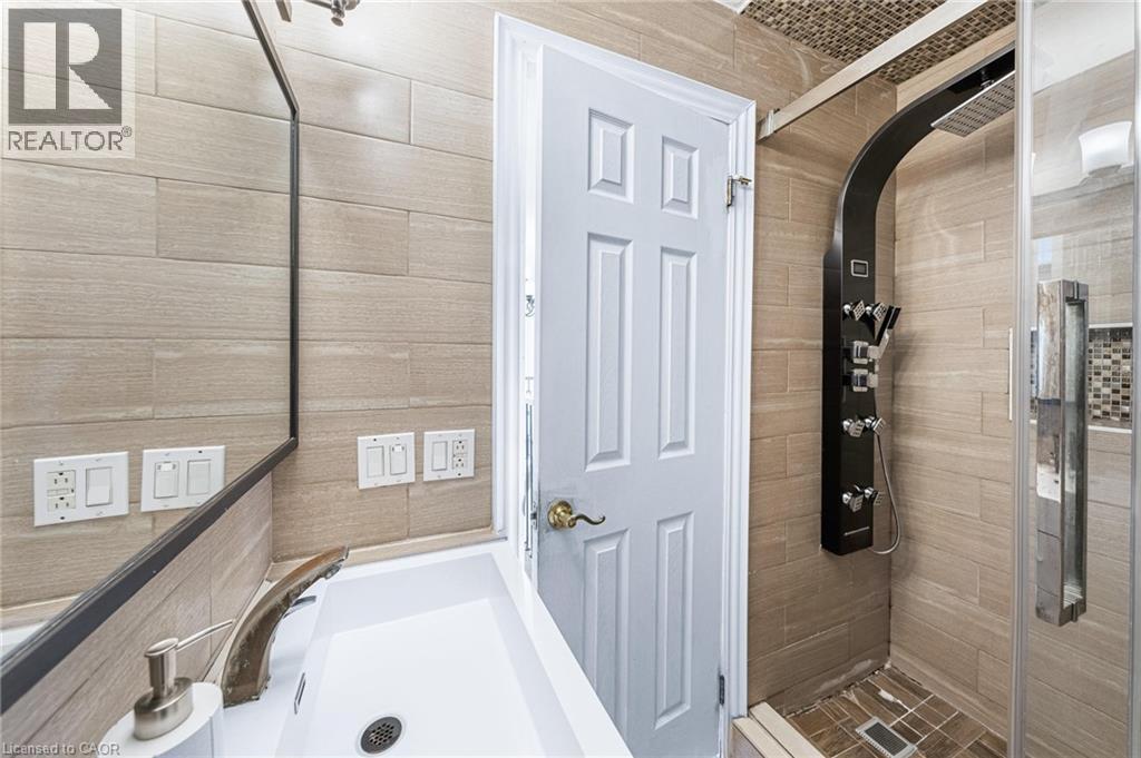 46 NOVOCO Drive, Hamilton, Ontario, L9C7E8 — Photo 35