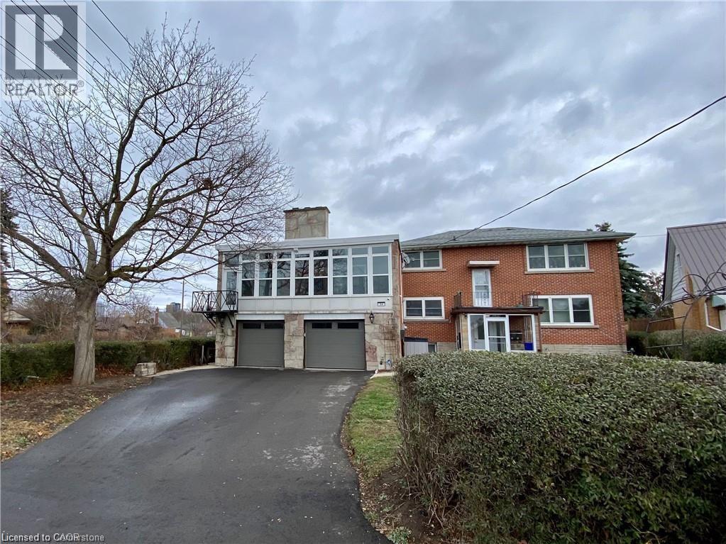 34 BURN Place Unit# 5, Kitchener, Ontario, N2M1Y9 — Photo 2