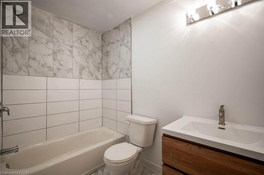 34 BURN Place Unit# 5, Kitchener, Ontario, N2M1Y9 — Photo 24
