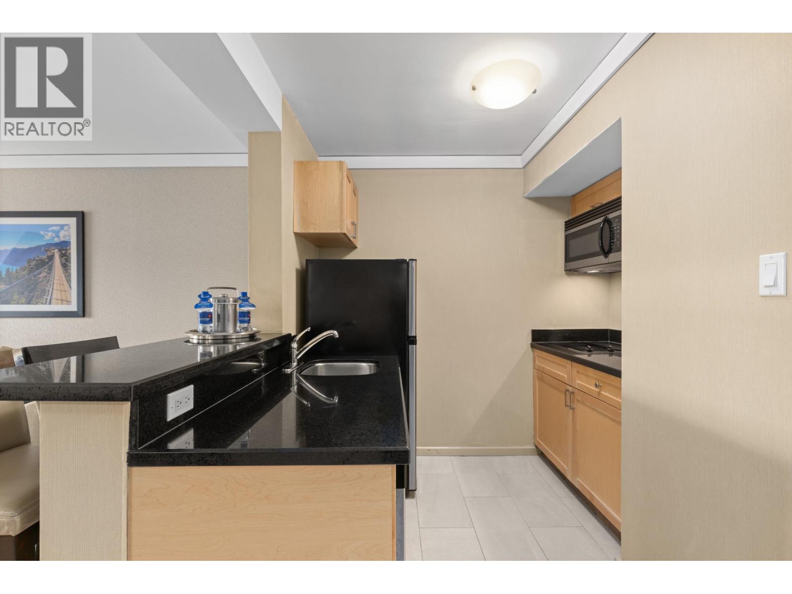 613 4050 WHISTLER WAY — photo 10