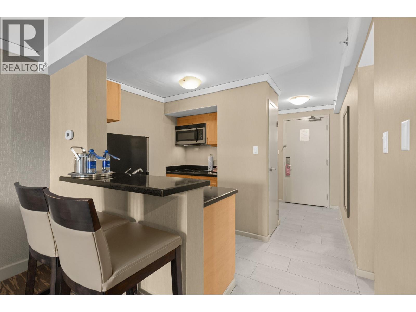 613 4050 WHISTLER WAY — photo 8