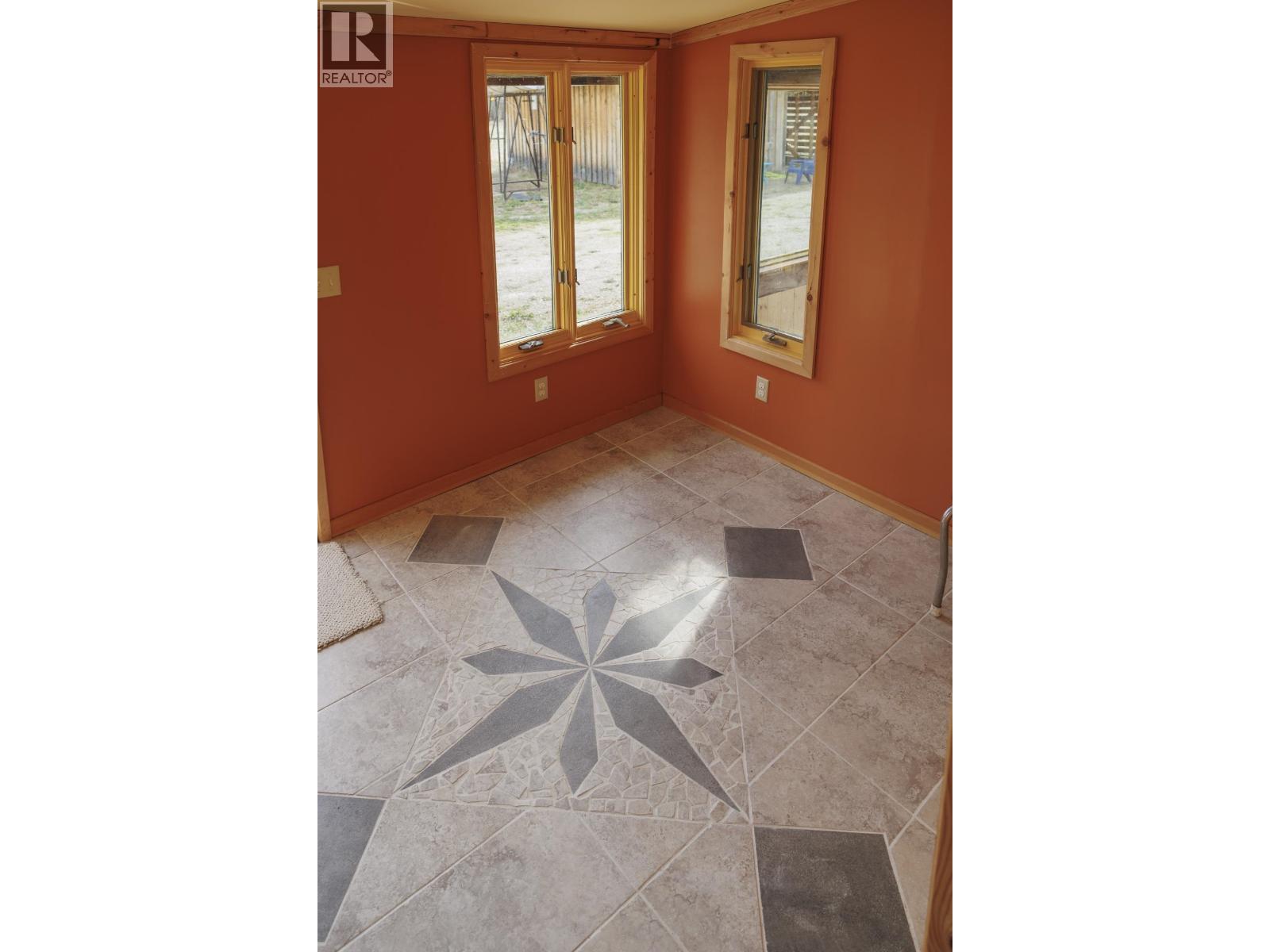 3563 HINKELMAN ROAD, McBride