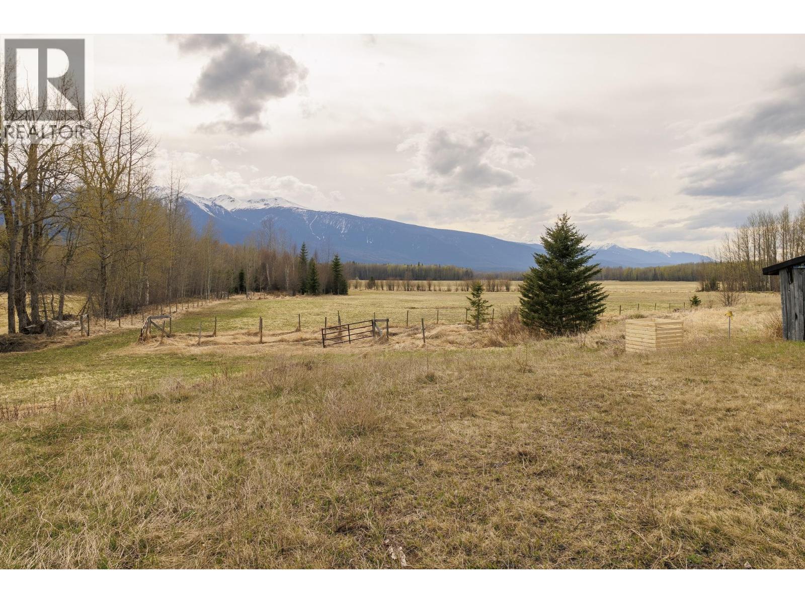 3563 HINKELMAN ROAD, McBride