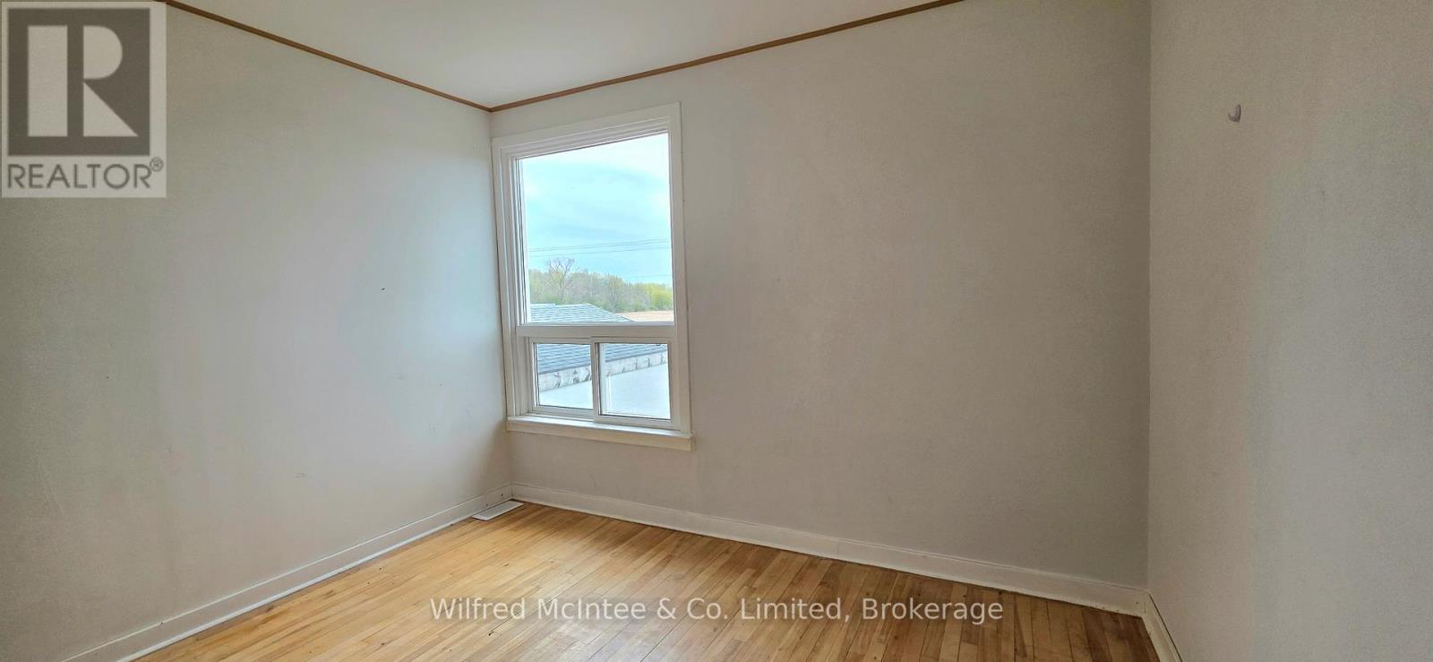 10 QUEBEC ROAD — photo 11