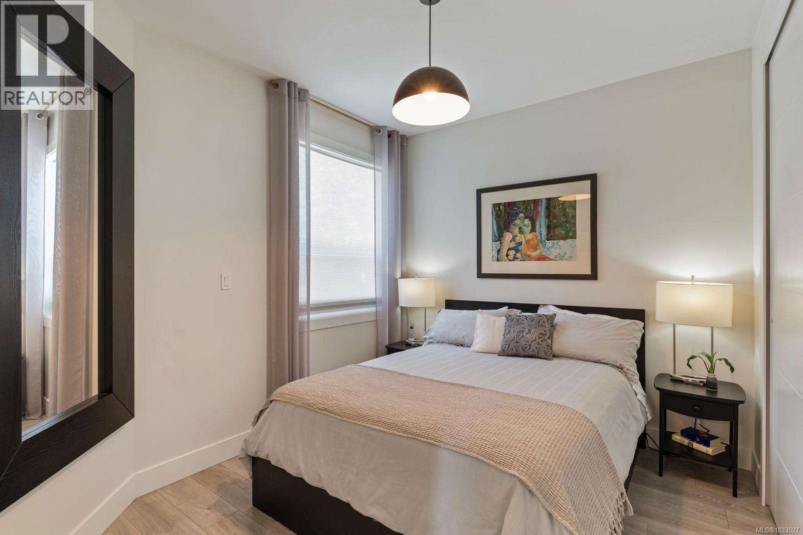 1158 Craigflower Rd - 45