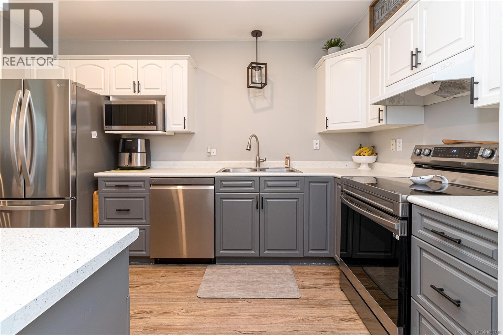  10328 Bowerbank Road, Sidney