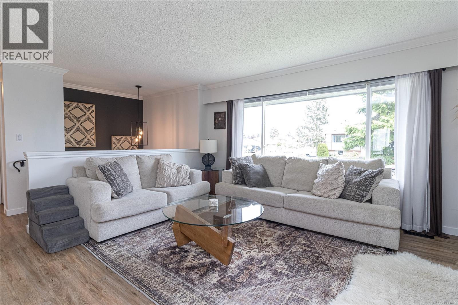  10328 Bowerbank Road, Sidney