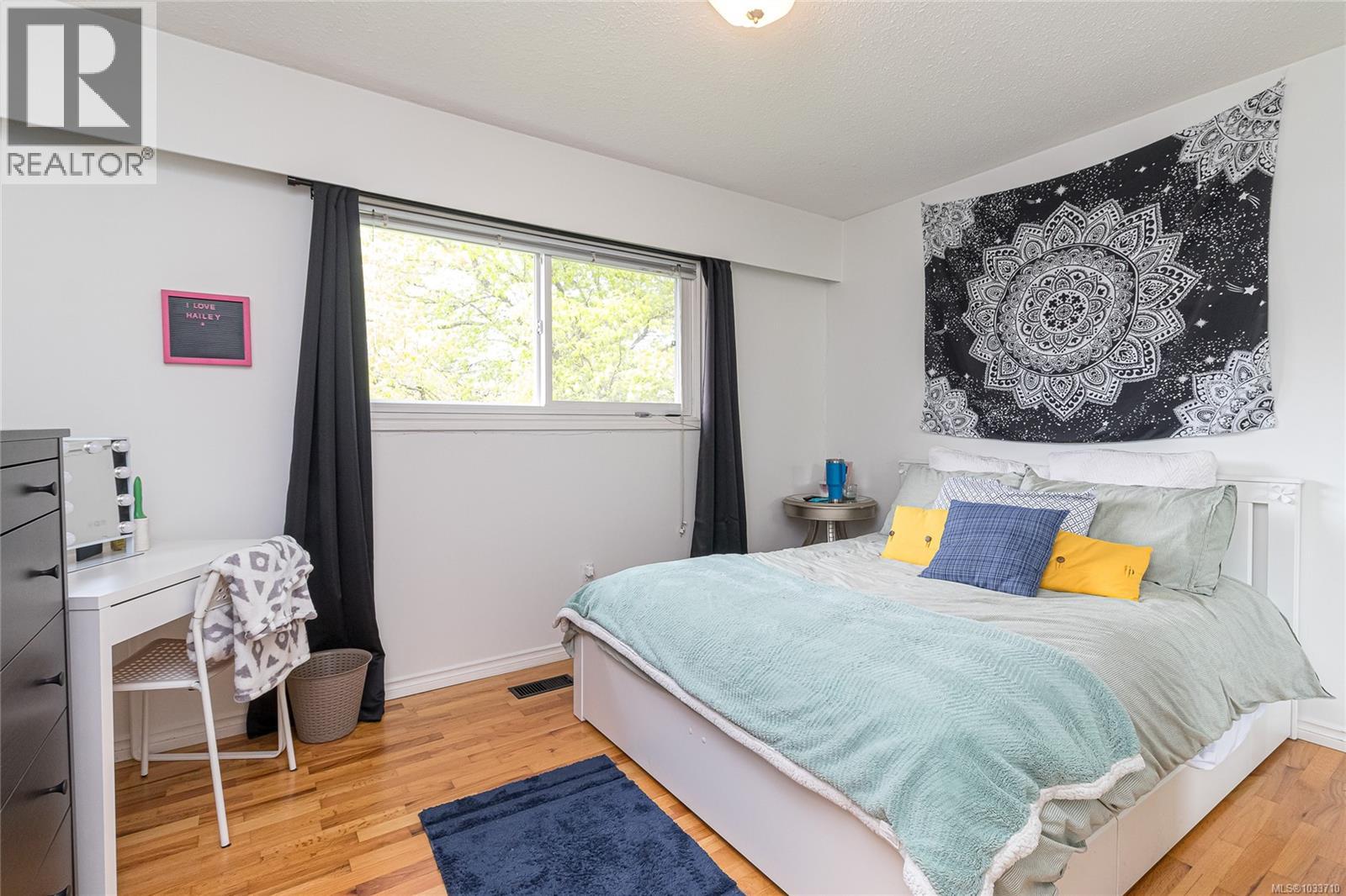  10328 Bowerbank Road, Sidney