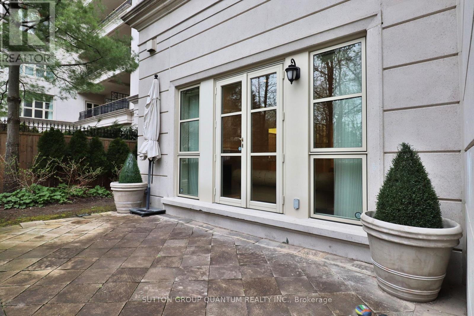 Listing photo of 108 - 1 POST ROAD