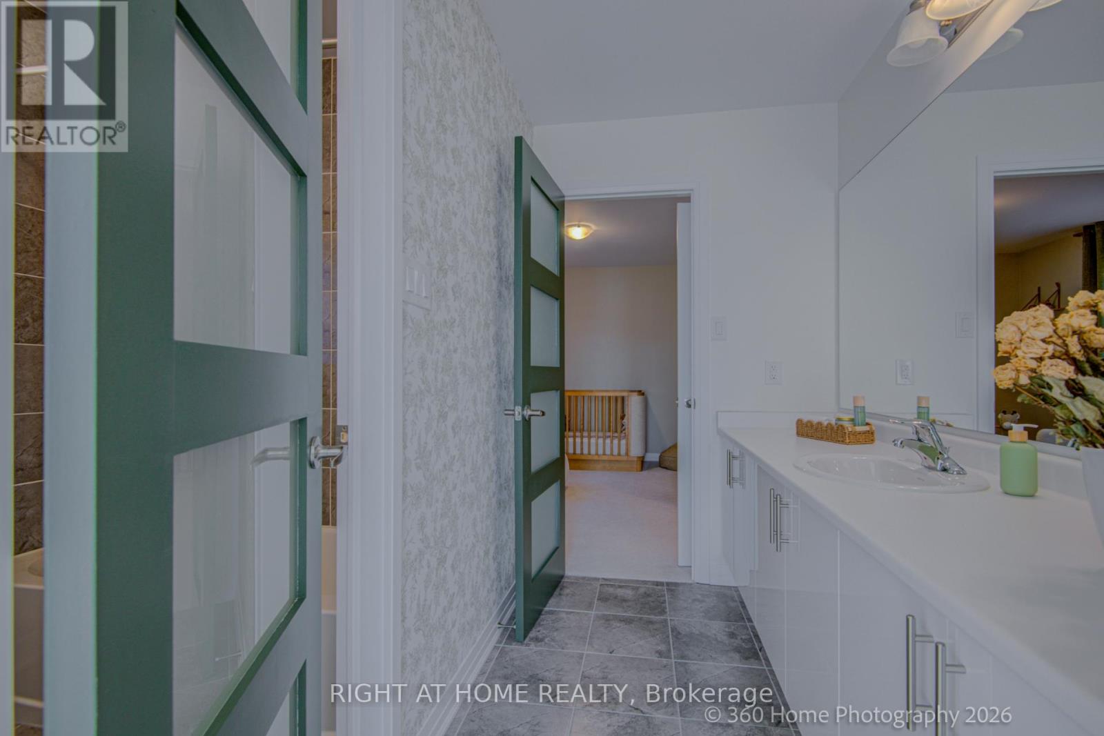 1302 BRODERICK STREET - 22