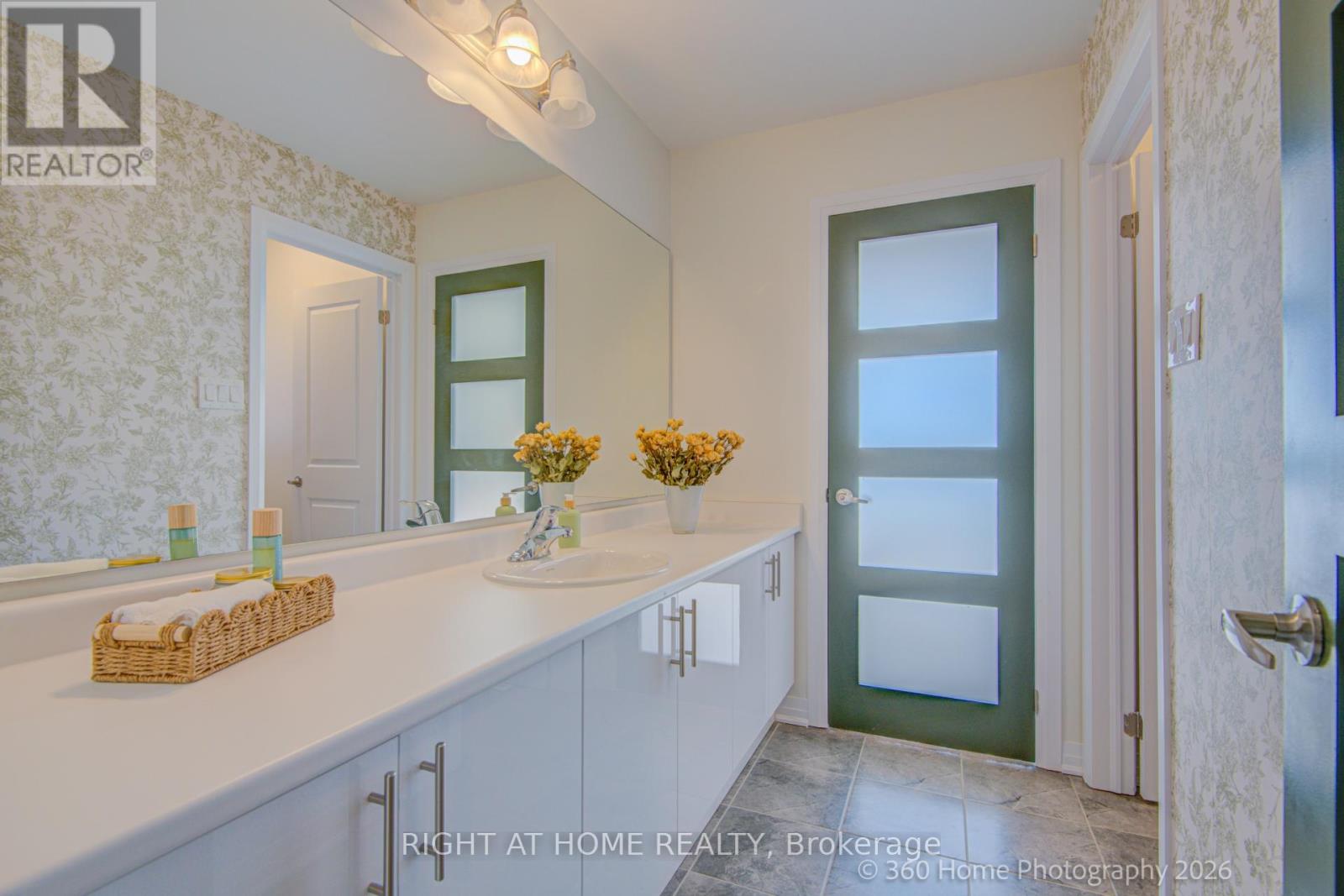 1302 BRODERICK STREET - 23