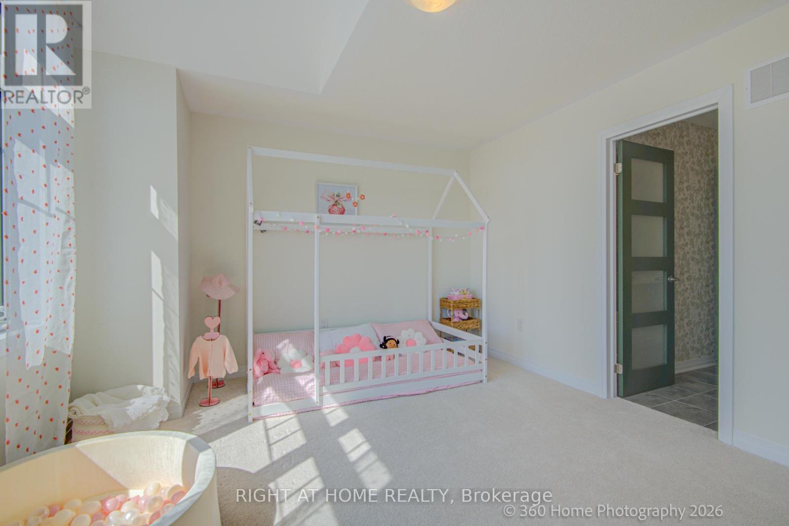 1302 BRODERICK STREET - 24