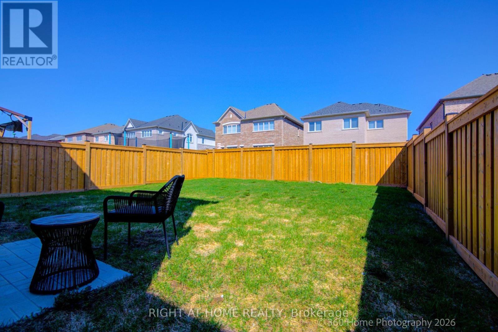 1302 BRODERICK STREET - 32