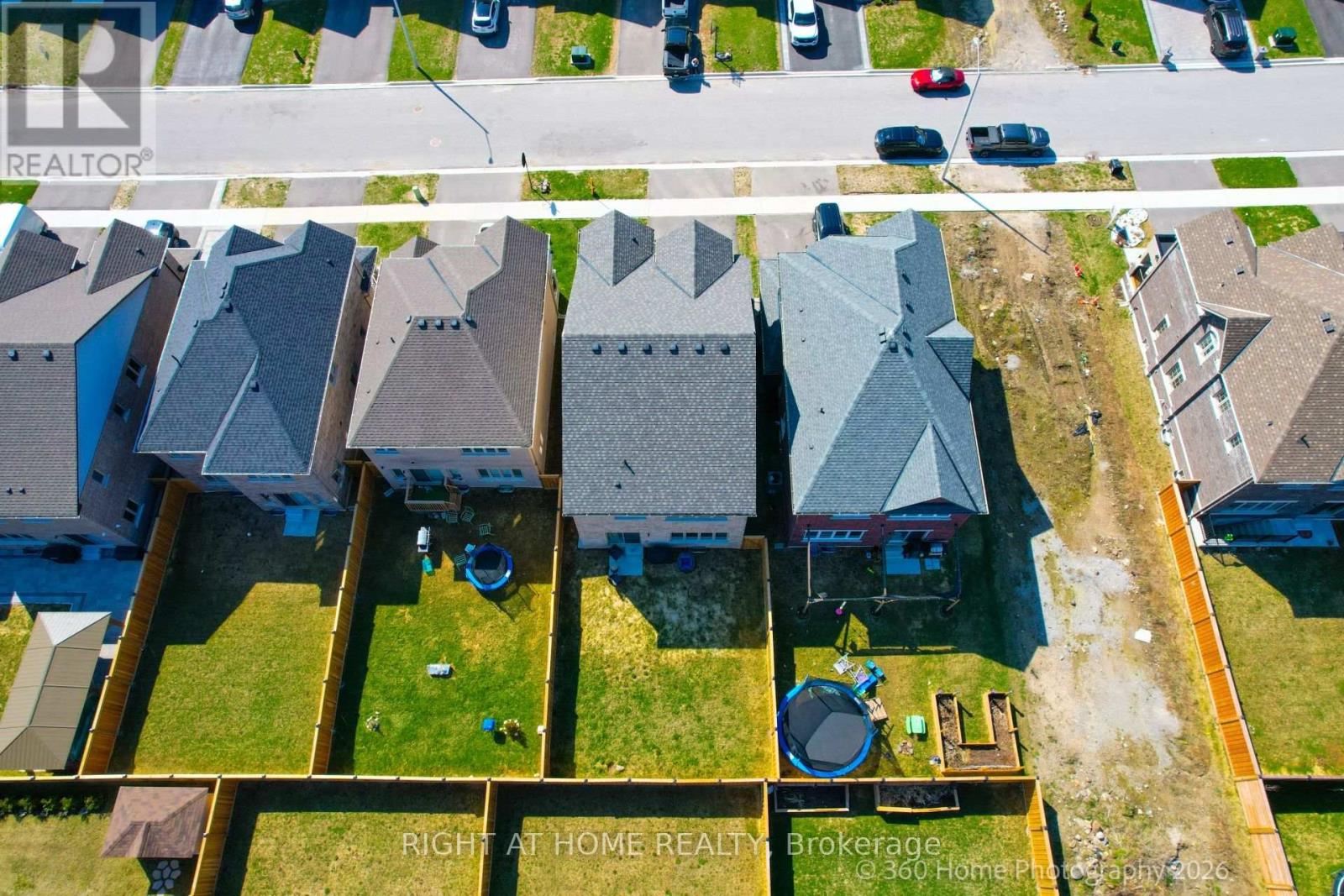 1302 BRODERICK STREET - 34