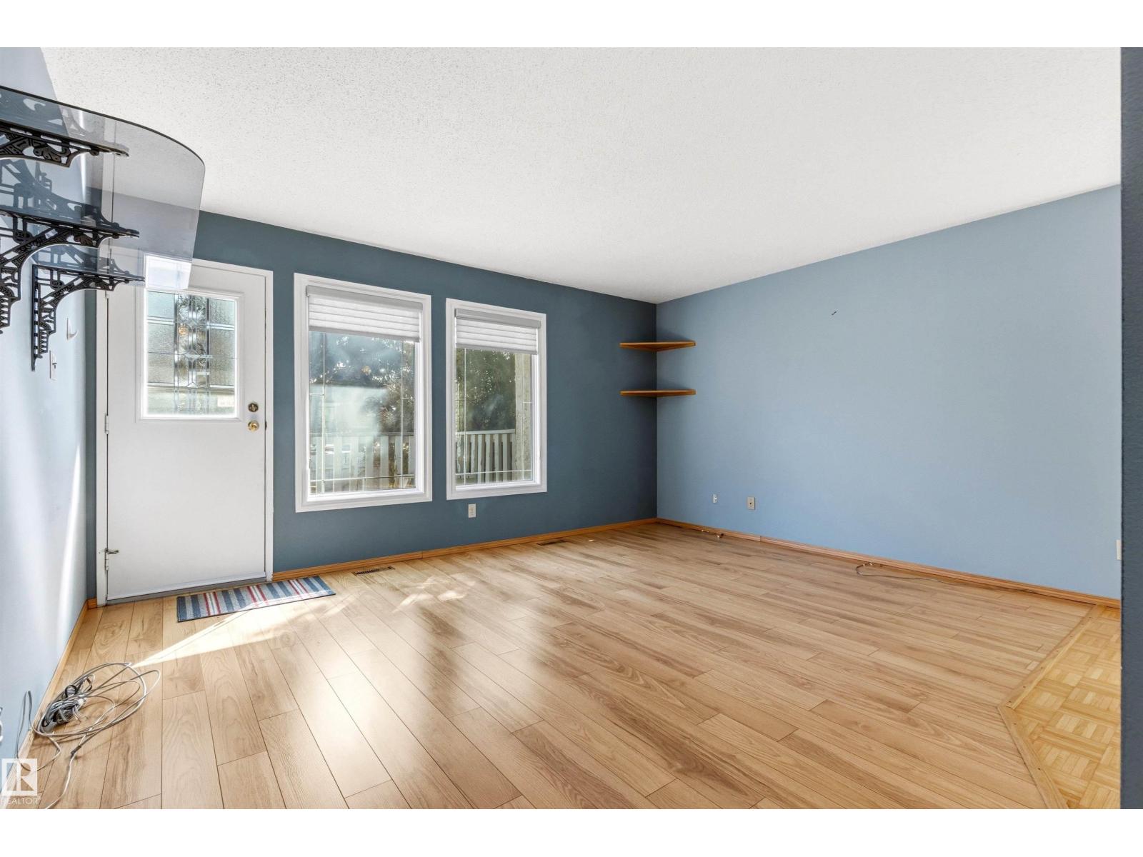 106 WESTGLEN CR - 6