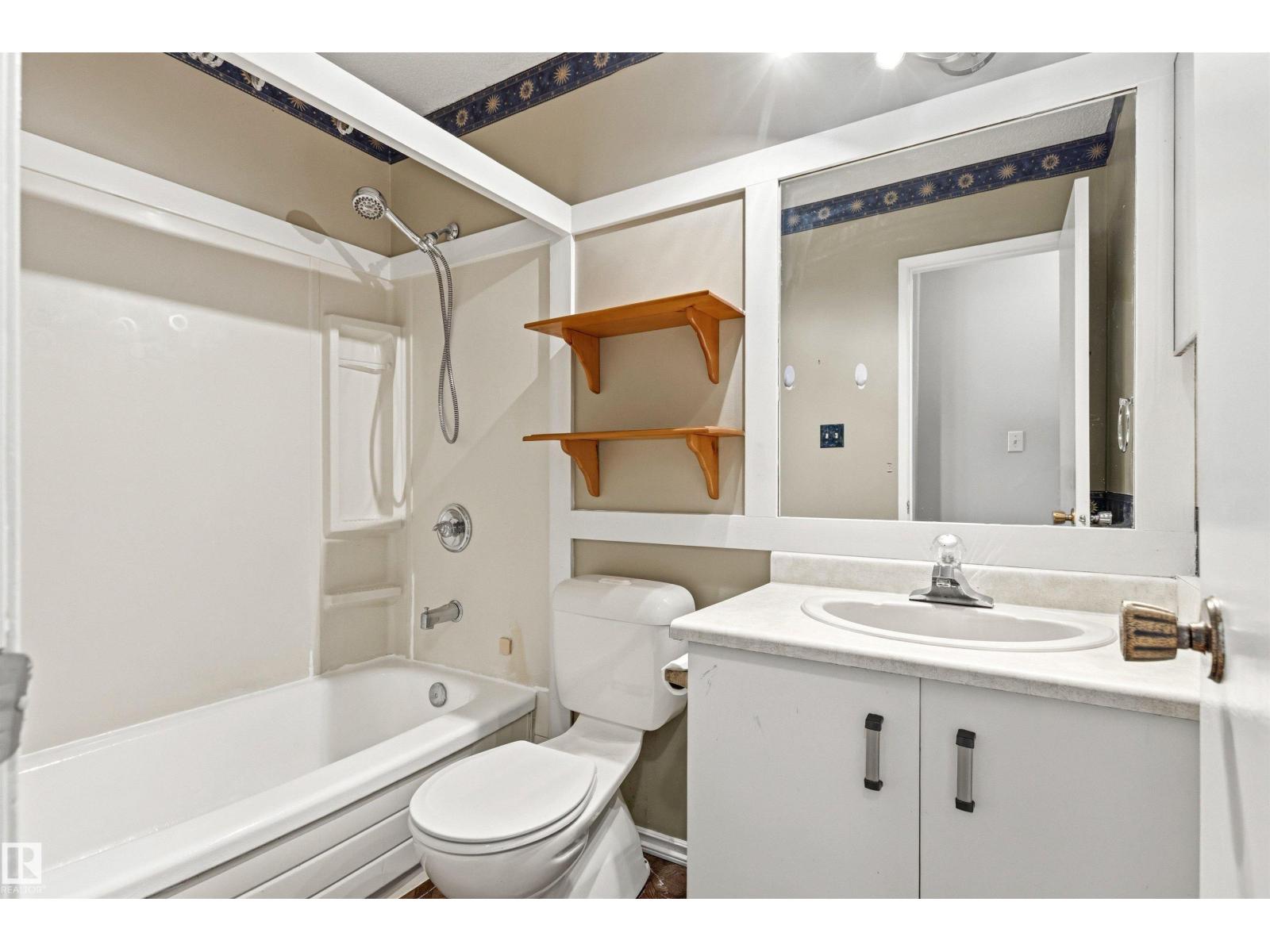 106 WESTGLEN CR - 28