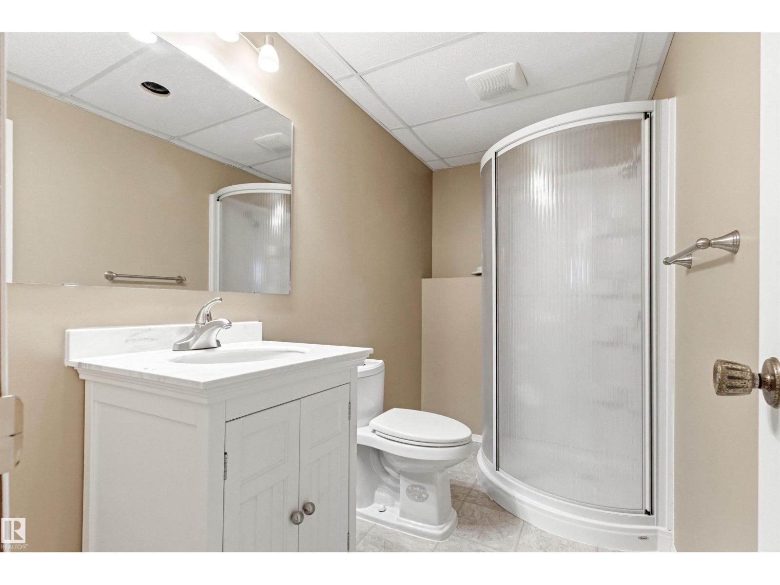 106 WESTGLEN CR - 34