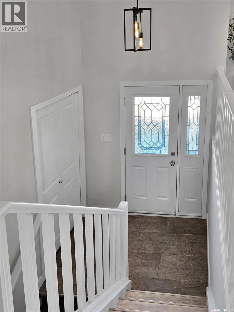 3339 Fairlight DRIVE - Image 2